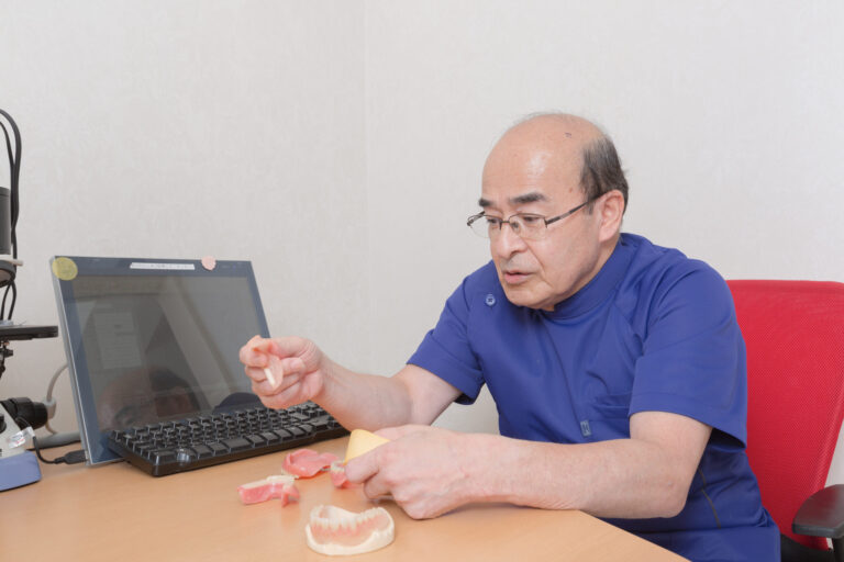 当院が重視する「ゴシックアーチ」による咬合採得